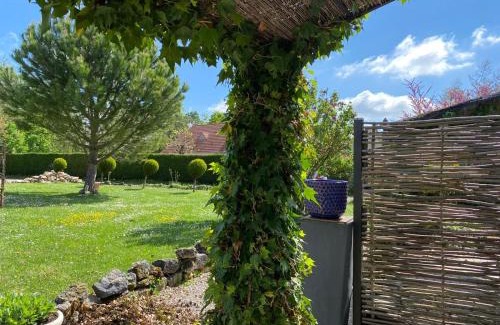 Farges les Chalon Apartment | Gîte et Studios Les Barongères