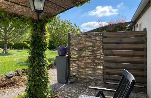 Farges les Chalon Apartment | Gîte et Studios Les Barongères
