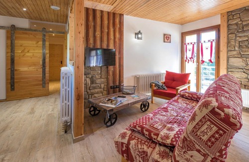 Saint-Jean-Saint-Nicolas Cottage | Gîte Coste Belle 10 Persons