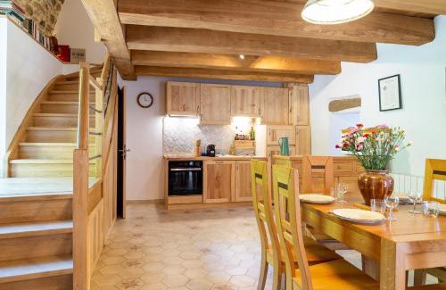 Les Bondons House | Gîte Gîte Chemin des Menhirs 4/6 personnes