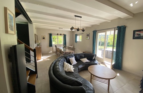 Honfleur Cottage | Gîte La Cour aux Puits in Honfleur