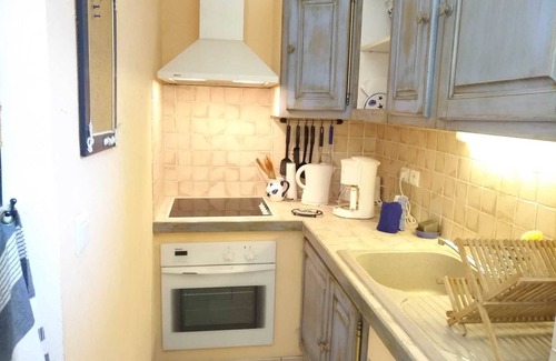 Saint-Jean-de-Valeriscle Apartment | Gîte "La grande bleue" - 4 people