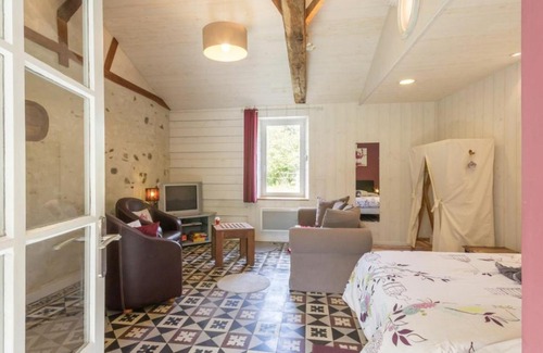 La Haie-Fouassiere House | Gîte La Haie-Fouassière, 3 pièces, 5 personnes - FR-1-306-817