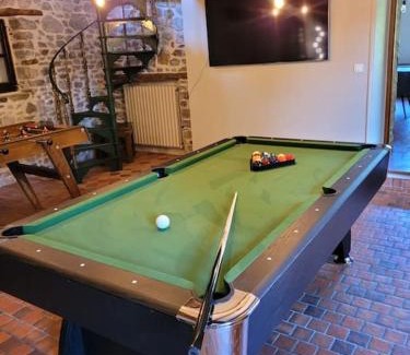 Gouville-sur-Mer House | Gîte La Maison de Gouville, avec piscine et SPA, proche mer