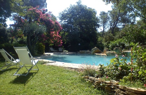 Piolenc Cottage | Gîte la "Suite Coloniale" 2 rooms - 45 m², Terrace and private garden.