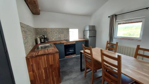 Brullioles House | Gîte Le Grenier de l'Oasis de Chamousset