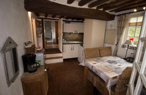 Vimoutiers Cottage | Gîte Le Normand (A magnificent view)