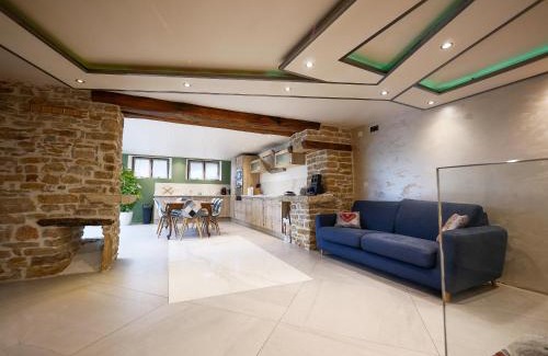 Panossas Apartment | Gîte le Troisième
