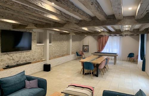 Blois House | Gîte « Les Basse des Grouets »
