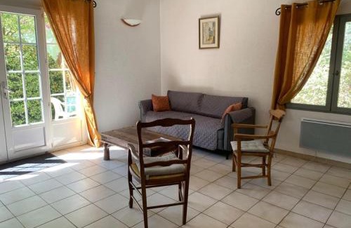 Carpentras House | Gîte les Cyprès (Bastide Sainte Agnès)
