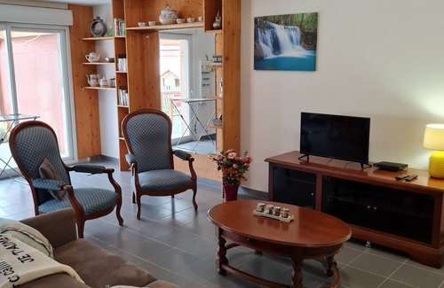 Sainte-Julie House | Gîte Maison à la Campagne à L'orée du Bois