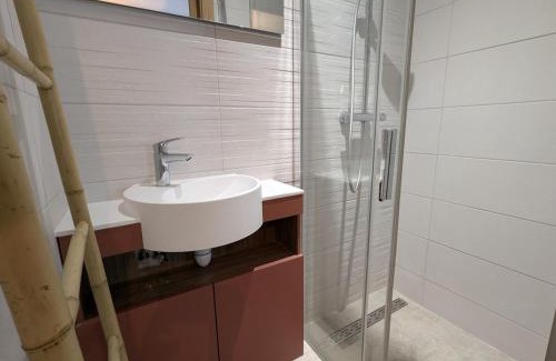 Le Val-d'Ajol House | Gîte Montagne avec Piscine Chauffée, Spa et Sauna - Les Roches - FR-1-589-656