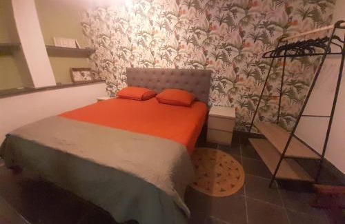 Saint-Florent-sur-Auzonnet Apartment | Gîte Olivia