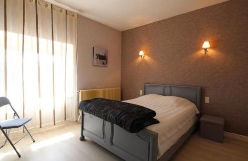 Champagney House | Gîte paisible au pied du Bassin de Champagney, animaux acceptés - FR-1-583-372