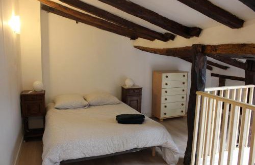Buzet-sur-Baise Apartment | Gîte proche canal La Conserverie
