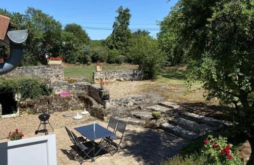 Saint-Epain House | Gîte rural 3 niveaux avec jardin privé, à proximité des châteaux de la Loire - FR-1-381-169