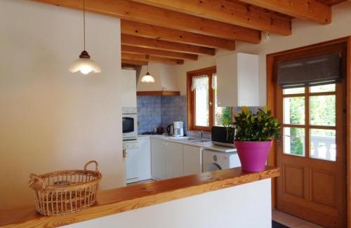 La Tuiliere House | Gîte rustique avec terrasse et jardin, animaux admis - FR-1-496-115