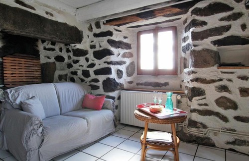 Saint-Julien-Chapteuil House | Gîte Saint-Julien-Chapteuil, 3 pièces, 4 personnes - FR-1-582-109