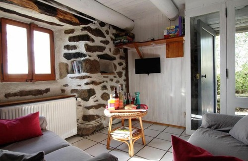 Saint-Julien-Chapteuil House | Gîte Saint-Julien-Chapteuil, 3 pièces, 4 personnes - FR-1-582-109