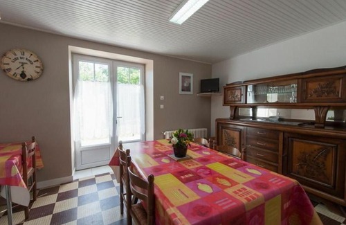 Saint-Urbain House | Gîte Saint-Urbain, 3 pièces, 4 personnes - FR-1-426-303