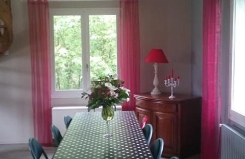 Saint-Jean-de-la-Motte House | Gîte spacieux avec salle de jeux, tennis et cheminée, idéal pour familles et amis jusqu'à 15 pers. - FR-1-410-223