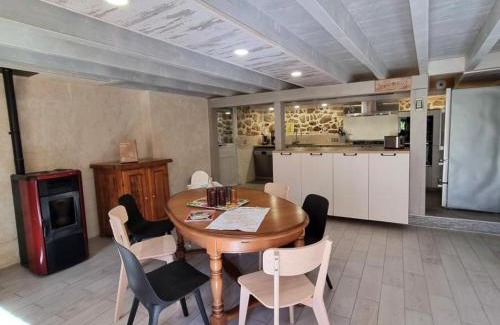 Usson-en-Forez House | Gîte spacieux avec bain nordique et wifi en pleine nature - FR-1-496-359