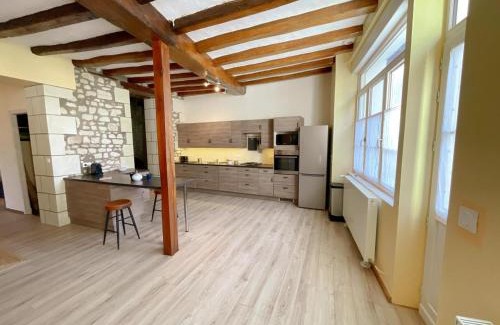 Preuilly-sur-Claise House | Gîte tout confort avec garage et WIFI à Preuilly-sur-Claise - FR-1-381-596