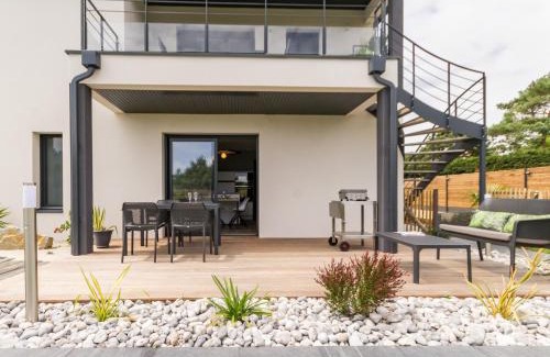 Prefailles House | Gîtes avec piscine chauffée, SPA, proche plage et commerces, jardin privatif et tout compris - FR-1-306-1207