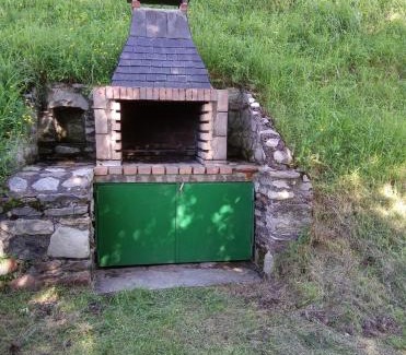 Peyragudes House | Gîtes Bergeries de LAS COSTES insolites en forêt à Loudenvielle 4x4 et chaînes recommandés par temps de neige, à 2km des remontées mécaniques