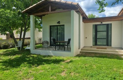 Aveze Apartment | Gîtes Boisé en Cévennes - Ô Jardin d'À Côté