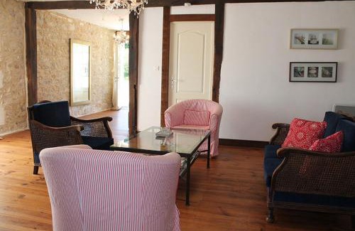 Servanches Bed & Breakfast | Gîtes du Château de Servanches