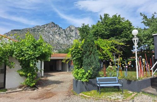 Tarascon-sur-Ariege Apartment | Gîtes le Clos des Pradals- Montagne & Nature à Banat Tarascon Ariège