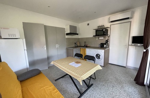 Labegude Cottage | Gîtes les Mainiaux - Sud Ardeche - 10 Personnes