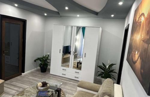 Tirgu Jiu Apartment | G&A Luxe Apartment Central