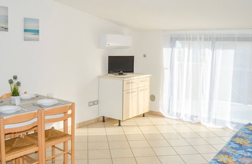 Foggetta Apartment | G.Bay D28 - Second floor apartment with balcony overlooking the pool