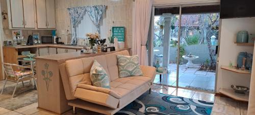 Bayswater House | Gabbys Cottage Guesthouse