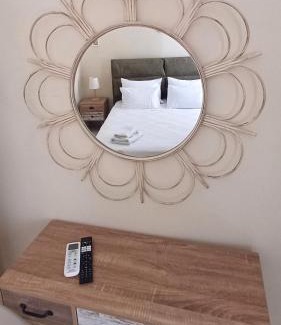 Old Town Apartment | Gabriel's cozy central house in Corfu town