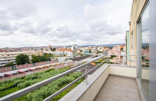 Vila Nova de Gaia Apartment | Gaia Panoramic Terrace Apartment - D. Pedro V
