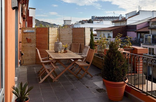 Gros Apartment | Gaindegi by FeelFree Rentals