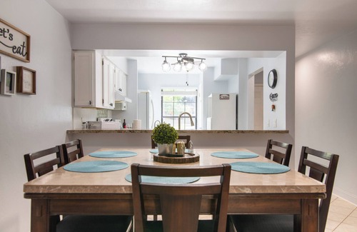 Gainesville Apartment | Gainesville BBQ Getaway!, Family Getaway. Pet Friendly w/BBQ Grill & Patio