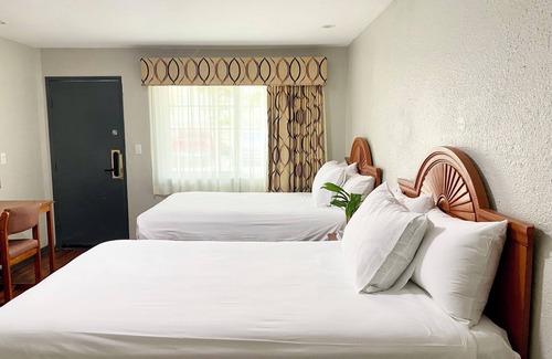 University Heights Hotel | Gainesville Lodge