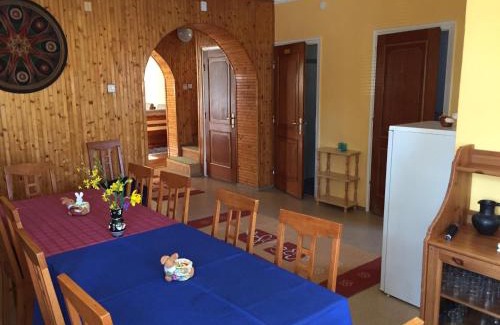 Mezokovesd House | Galéria Vendégház