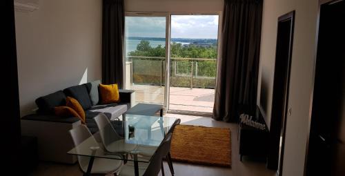 Siofok-Szabadifurdo Apartment | GalériusPrémium6