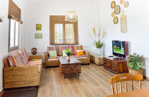 Kouklia House | Galatia's House