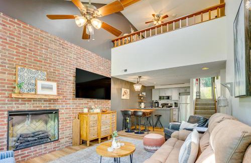 The Galena Territory House | Galena Townhome with Deck and Community Perks!