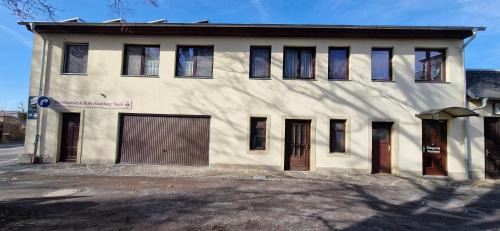 Zittau House | Galeriecafe und Pension Ambiente