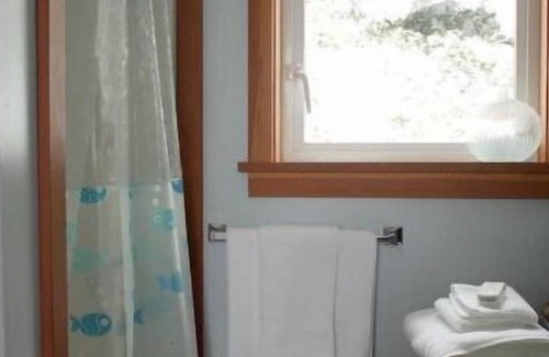 Galiano Cabin | Galiano Cabin Hideaway