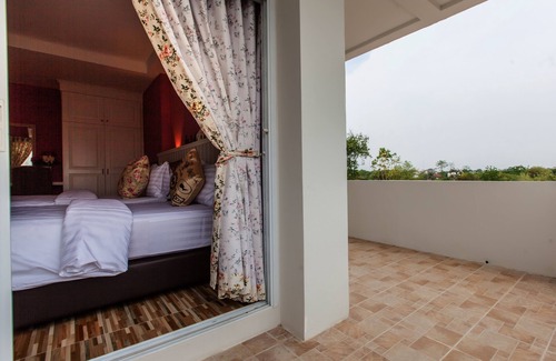 Khon Kaen Hotel | Gallery Lake View Hotel
