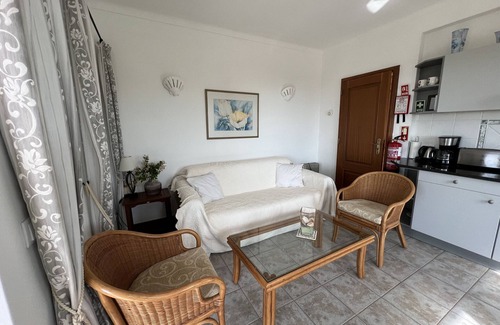 Armacao de Pera Apartment | Galo Verde, fantastic holiday flats with views to the sea