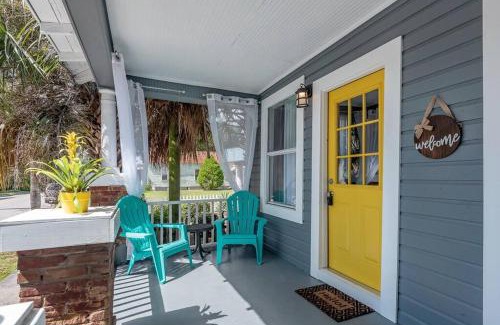 Historic Ybor Apartment | Gambino Getaway Shotgun style apt in the heart of Ybor City